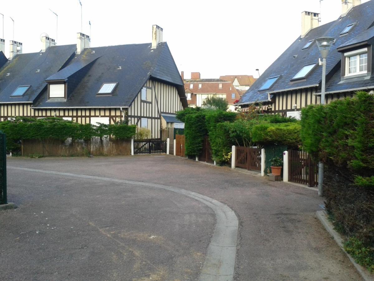 Cottage Duplex Villers Sur Mer 150 M De La Plage エクステリア 写真